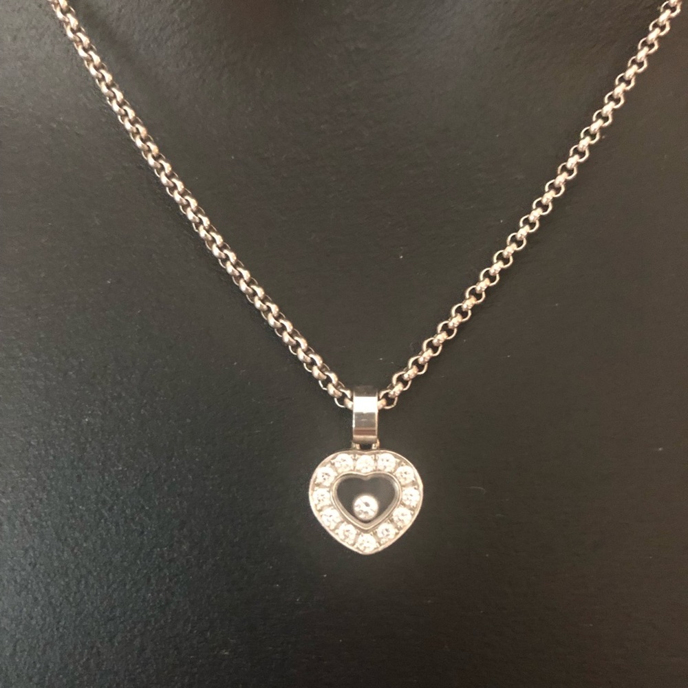 Chopard Happy Diamond Icon Necklace